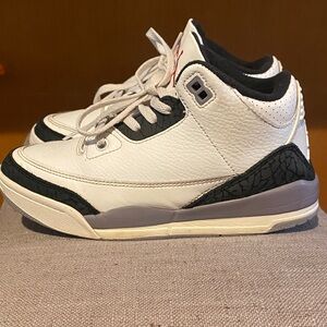 Air Jordan Retro 3 White and Black Sneakers.